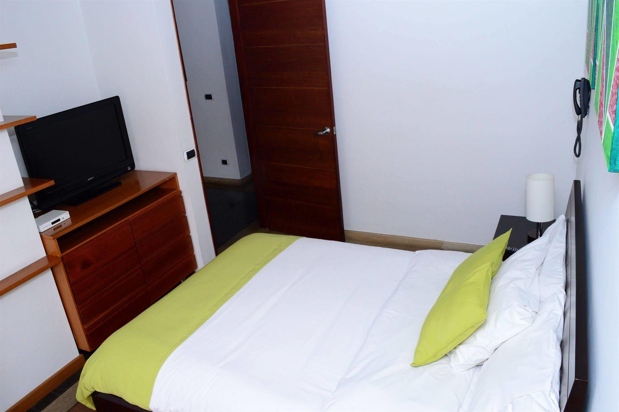 בוגוטה Prisma Suites Chico 94 מראה חיצוני תמונה
